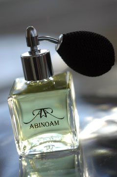 Abinoam Bottle with Atomizer